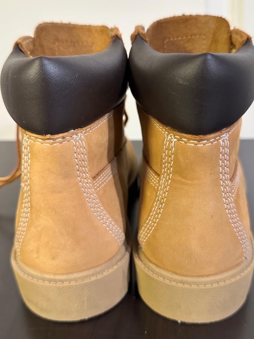 Kids Timberland Classic boots, Wheat color, size 2Y - Picture 2 of 5